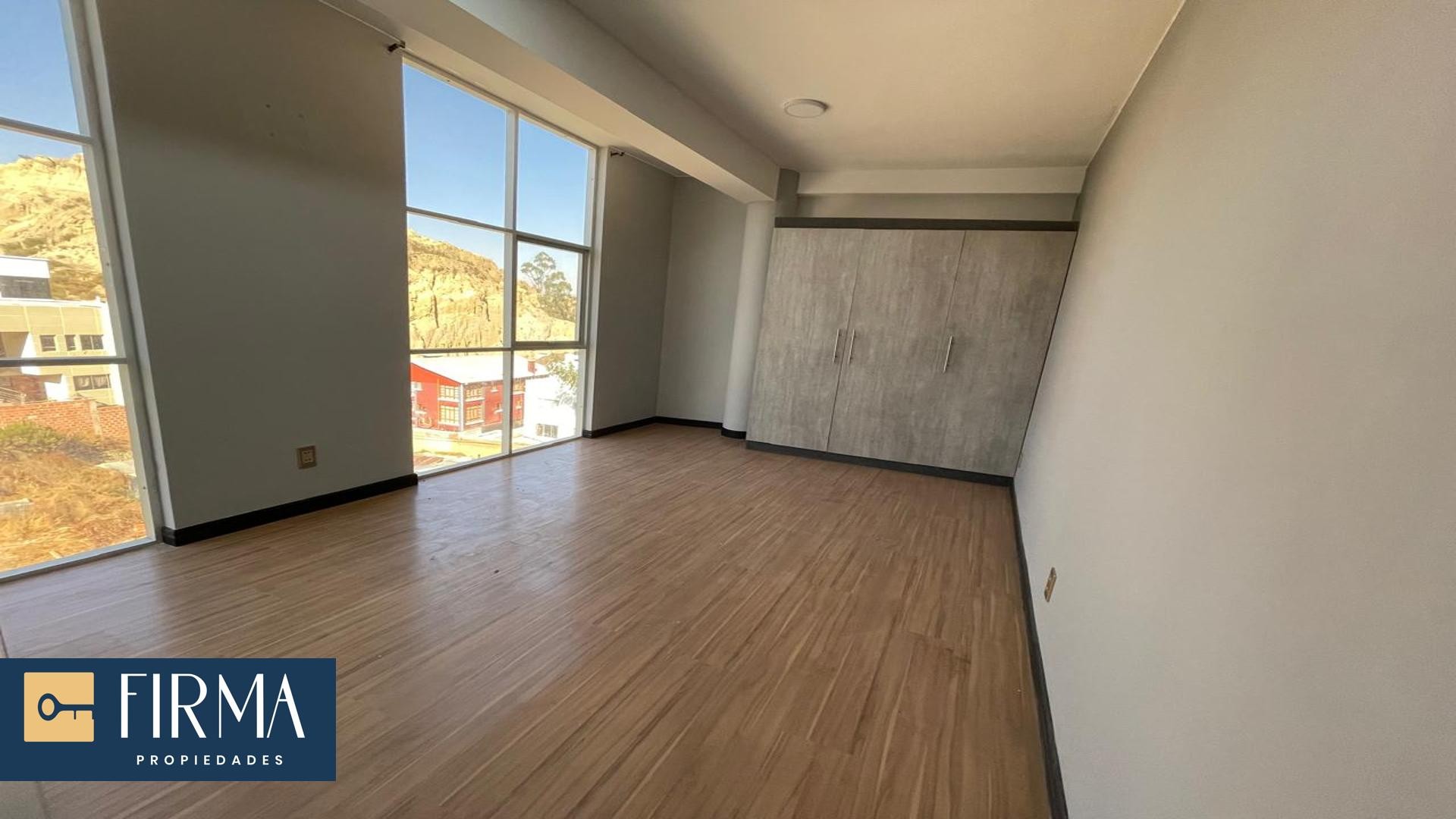 Departamento en VentaDEPARTAMENTO EN VENTA EN ACHUMANI 3 dormitorios 3 baños  Foto 5