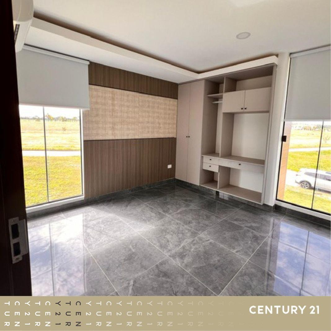 En Venta a $us 240,000 Foto 12