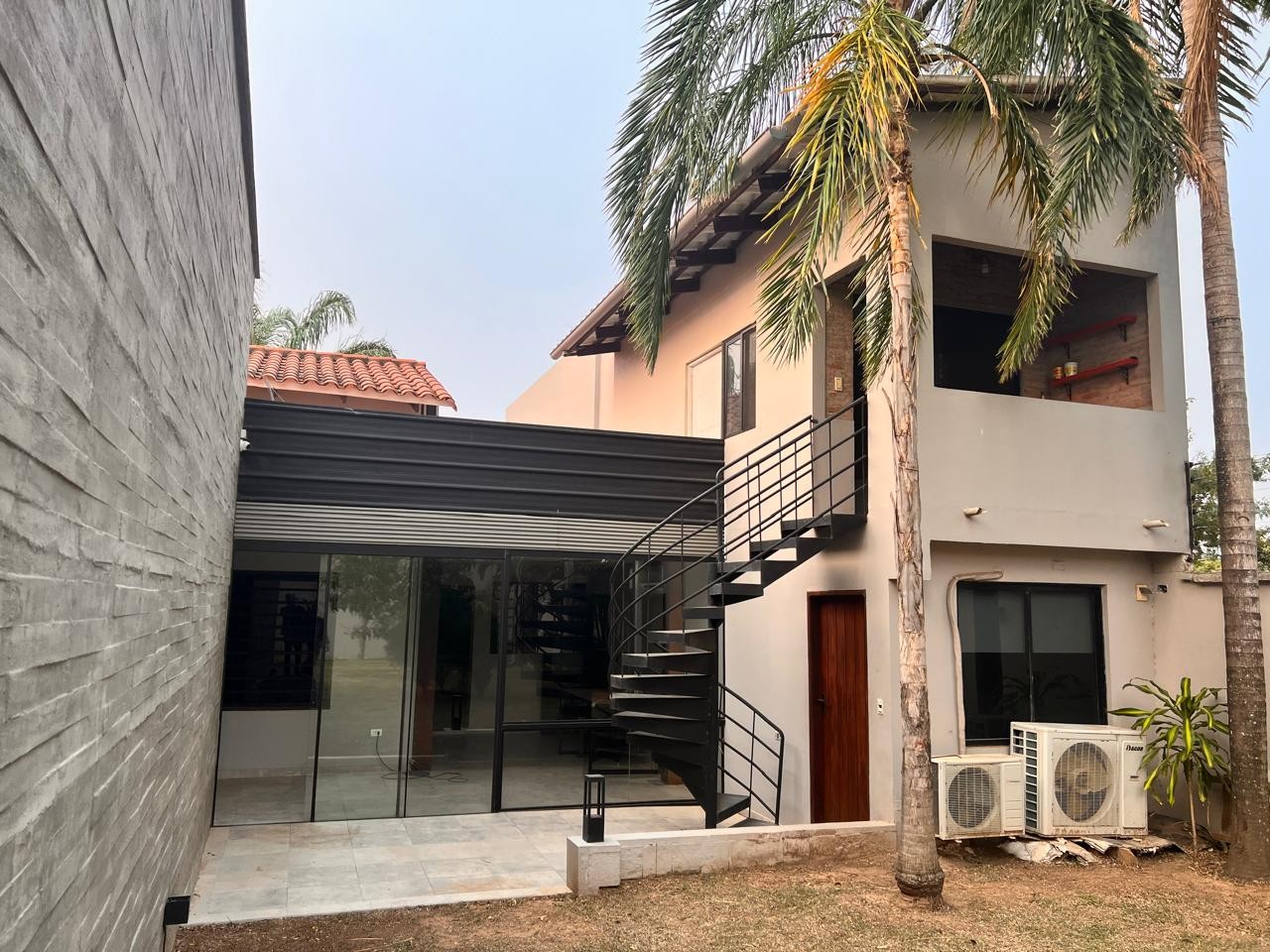 Casa en VentaVILLA BONITA, URUBO 5 dormitorios 5 baños 5 parqueos Foto 1
