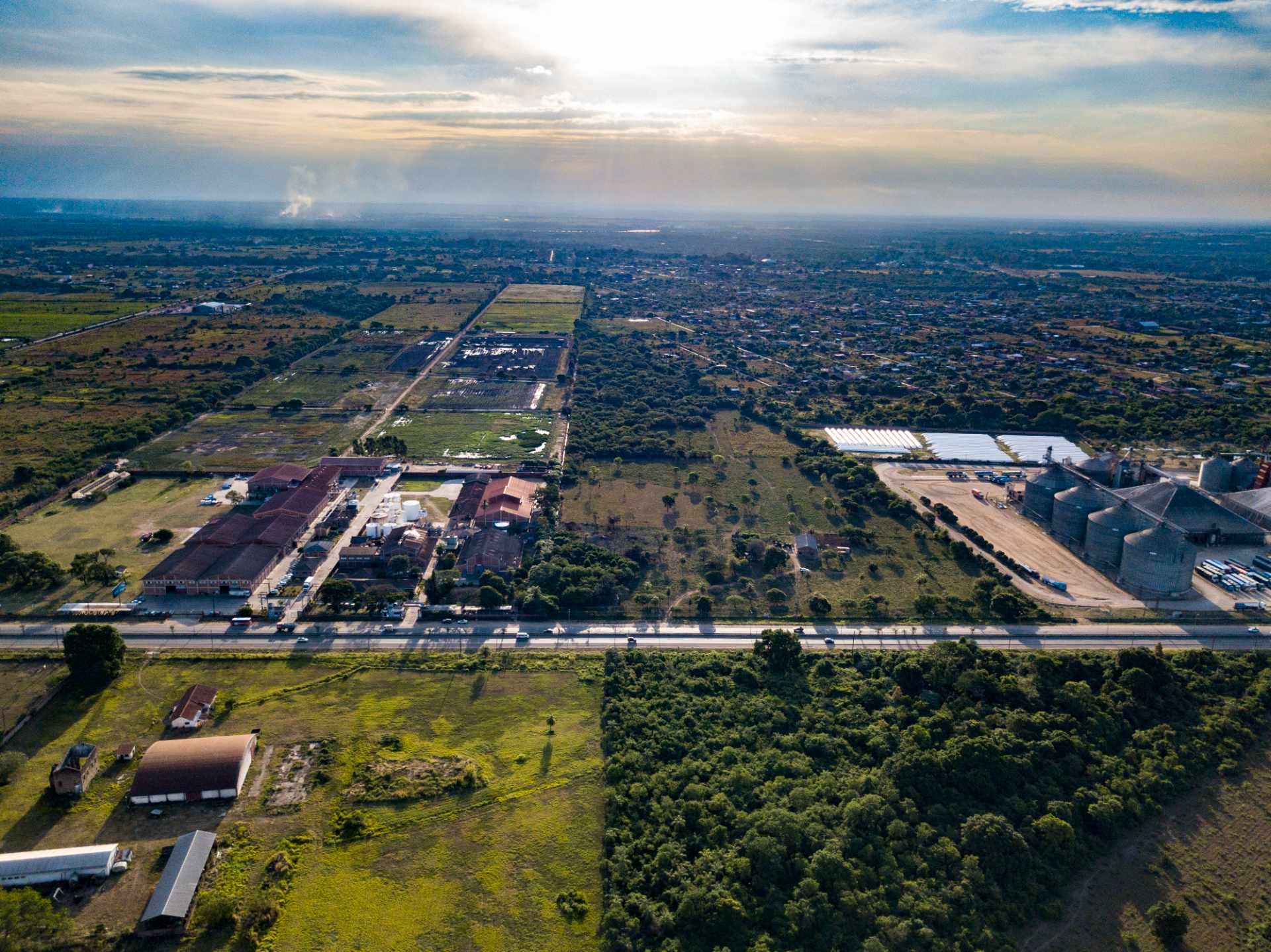 Terreno en VentaNorte, Sobre la Carretera a Warnes. Foto 9