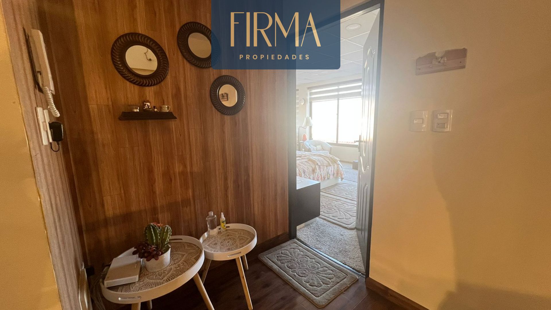 Casa en VentaCOMPRA ESTA CASA EN MALLASILLA 4 dormitorios 6 baños 2 parqueos Foto 7