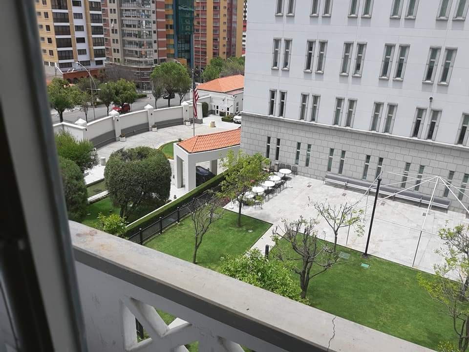 Departamento Av.Arce casi esquina campos. Edificio La Paz N°2724 Foto 4