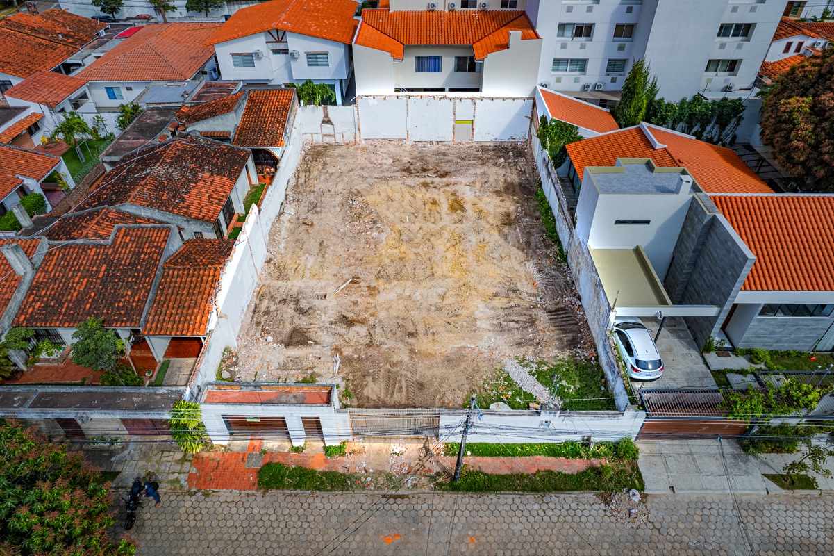 Terreno en Barrio Urbari en Santa Cruz de la Sierra    Foto 3