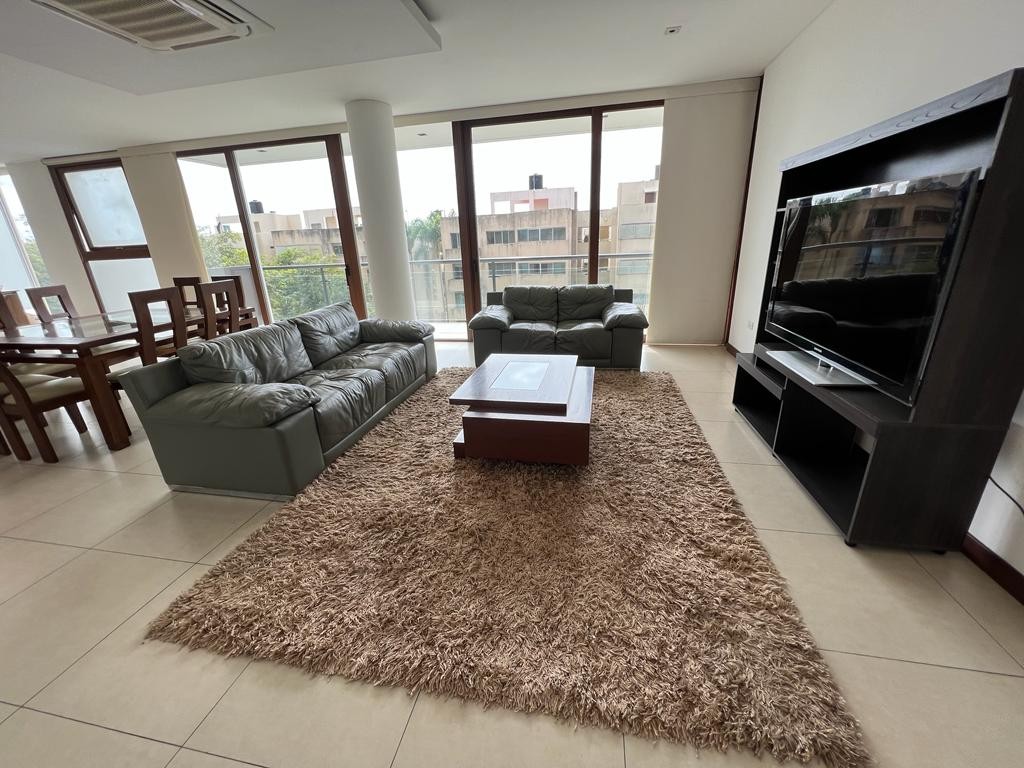 Departamento en AlquilerNorte Av. Banzer y 6to anillo 4 dormitorios 3 baños 1 parqueos Foto 8