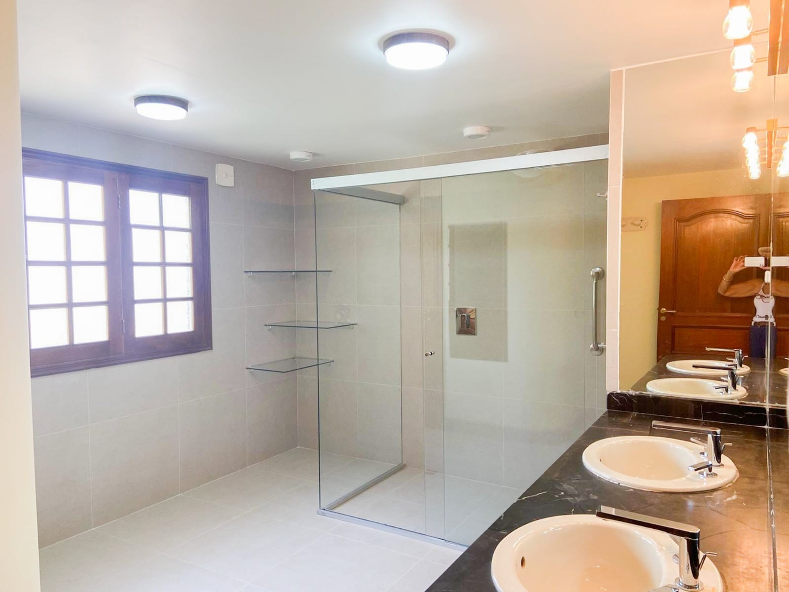 Casa en AlquilerCASA EN ALQUILER  O  VENTA - ZONA SUR DE LA PAZ  4 dormitorios 5 baños 2 parqueos Foto 12