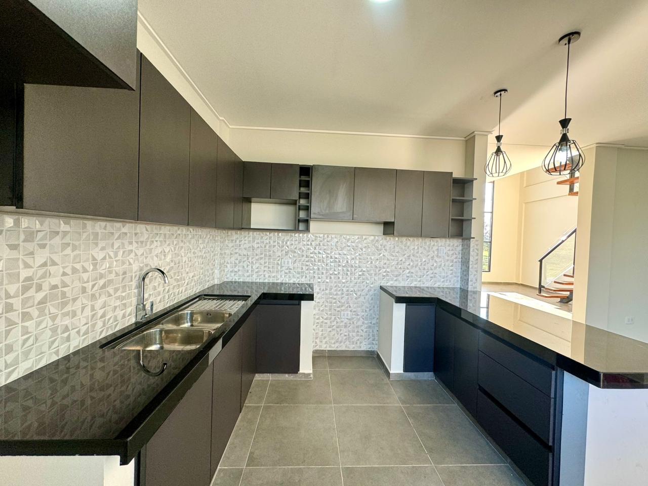 En Alquiler a Bs 5,000 Foto 5