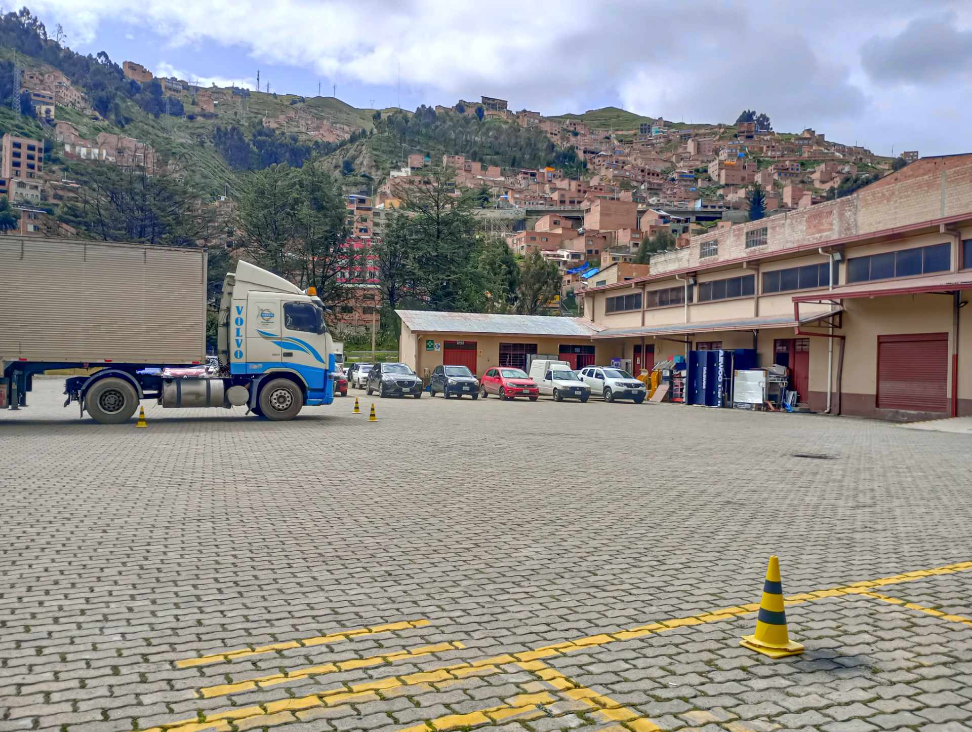 Galpón en Achachicala en La Paz    Foto 8