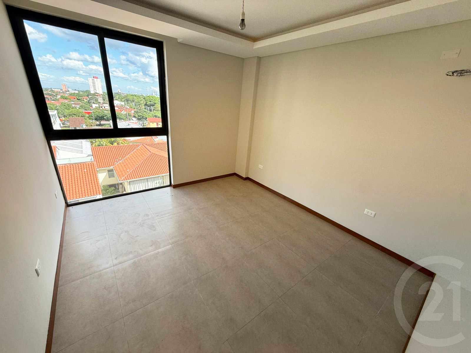 Departamento en VentaAvenida Beni, entre 4to y 5to anillo Foto 8