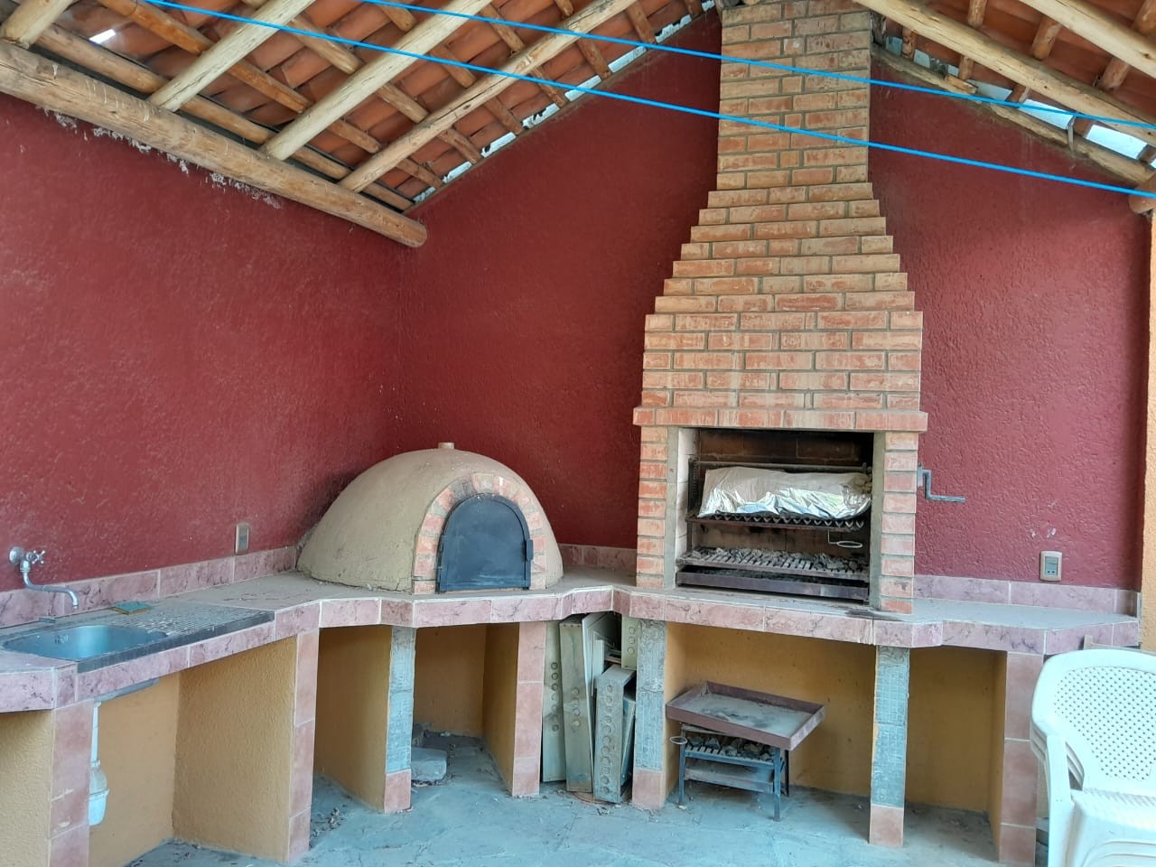 Casa en Achumani en La Paz 3 dormitorios 4 baños 5 parqueos Foto 5