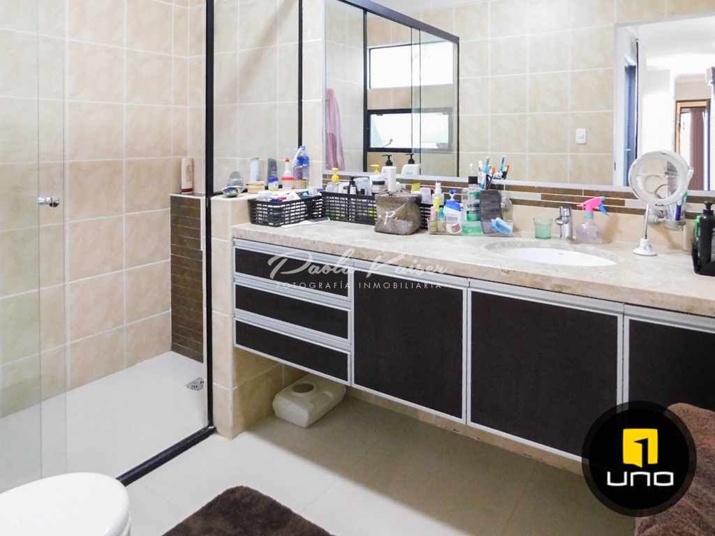 Casa en Carretera Norte en Santa Cruz de la Sierra 4 dormitorios 4 baños 4 parqueos Foto 6