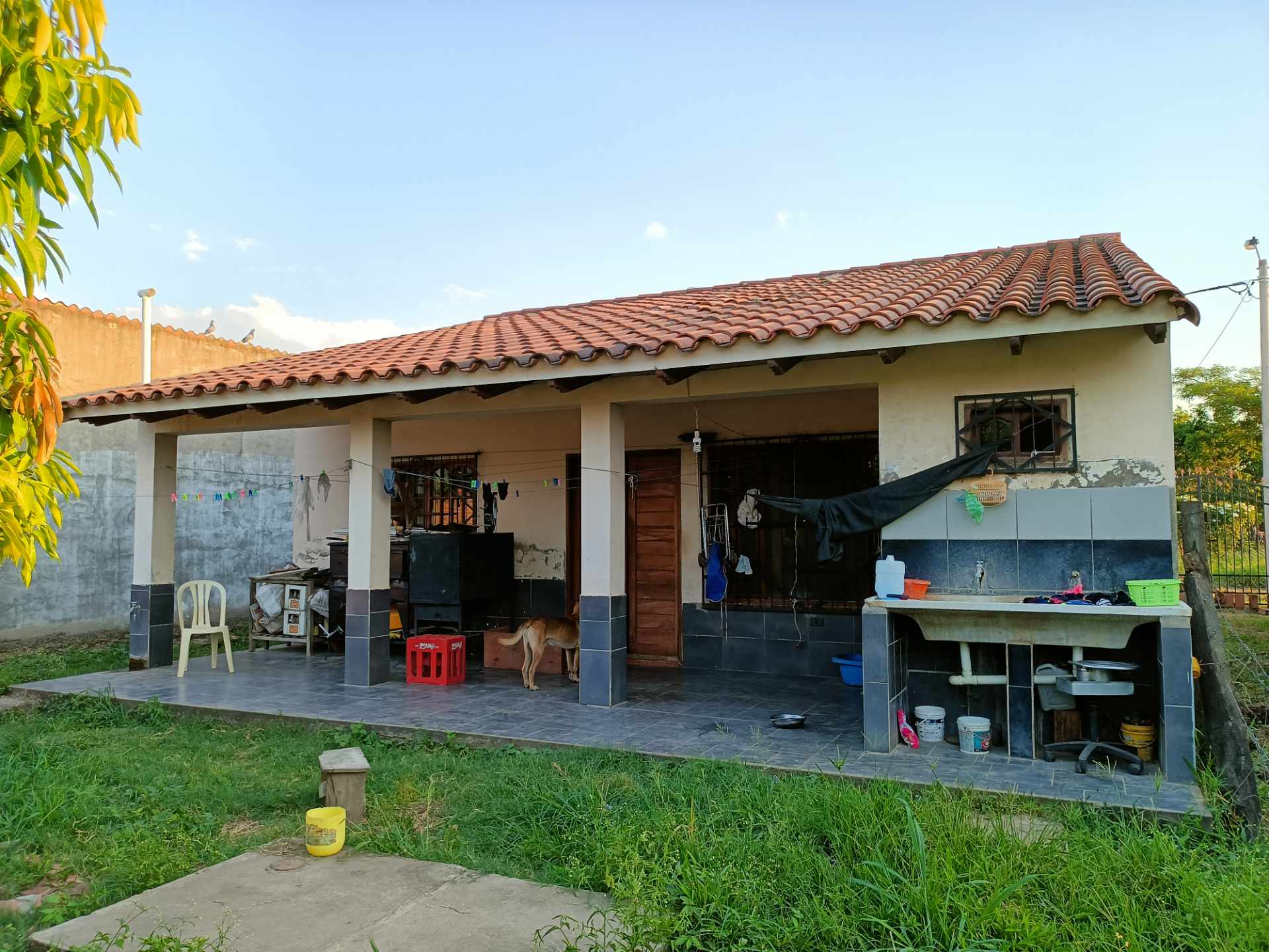 Casa Urb. Leónidas, Barrio el Terrado III. Cerca a Mercado Bicentenario Foto 6