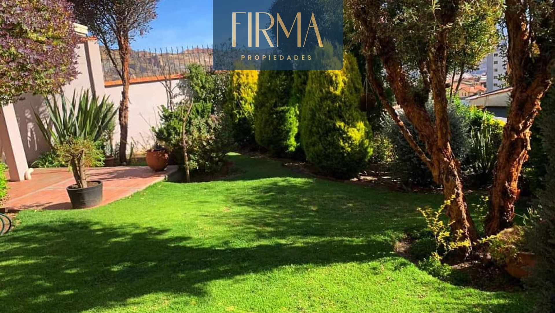 Casa en VentaLas Lomas de Achumani 3 dormitorios 3 baños 2 parqueos Foto 7