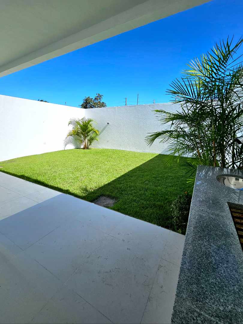 Casa en VentaUrubó 
CONDOMINIO AVENTURA 
Hermosa Casa completamente equipada! 3 dormitorios 3 baños 2 parqueos Foto 7