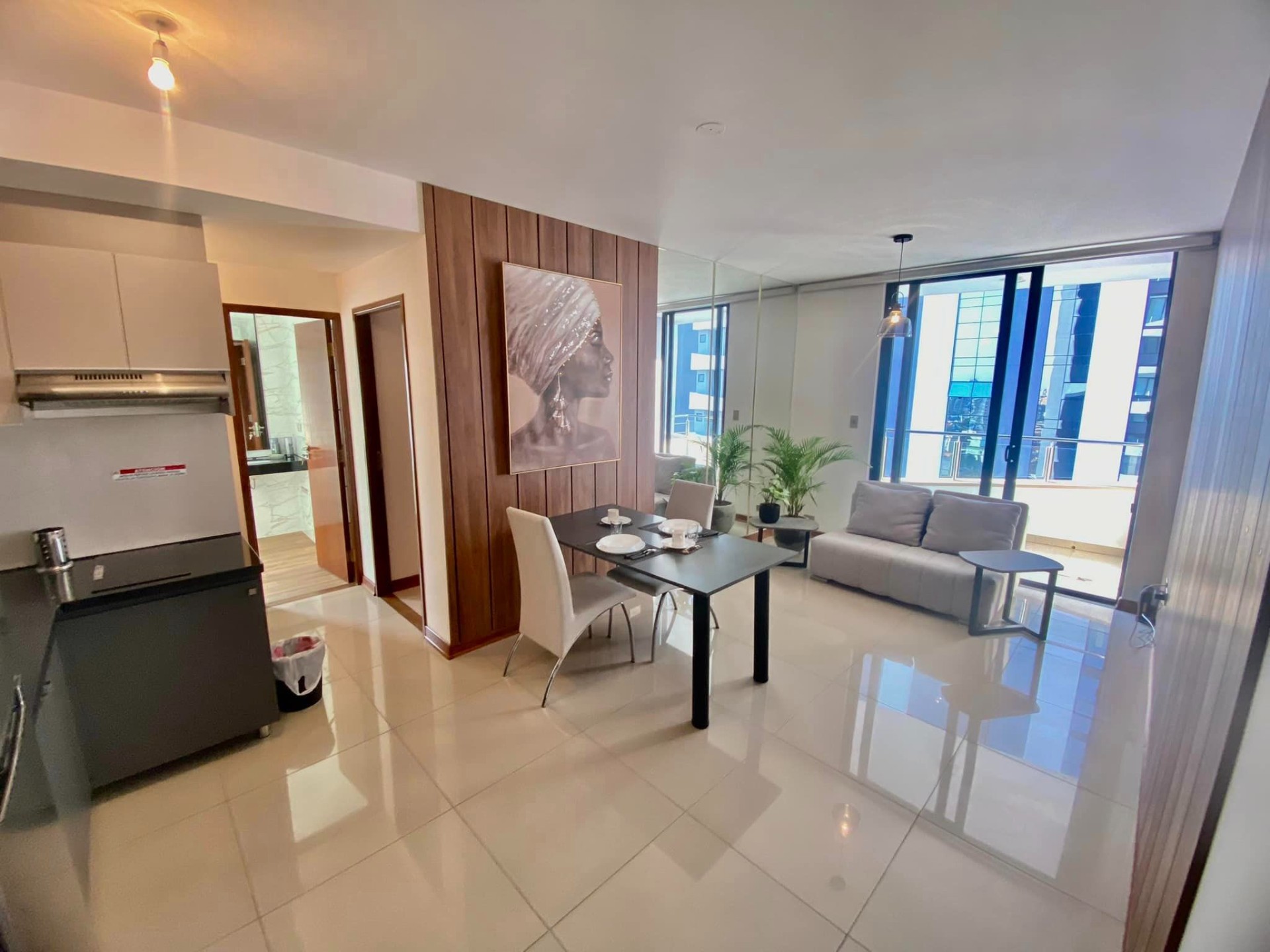 Departamento en Entre 2do y 3er anillo Norte en Santa Cruz de la Sierra 1 dormitorios 1 baños  Foto 9