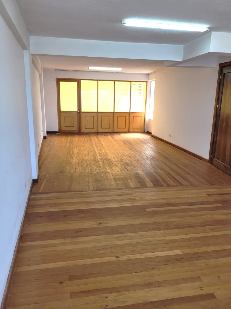 Casa en AlquilerSOPOCACHI -  CASA EN ALQUILER O VENTA -  PARA OFICINAS - 3 PLANTAS  21 dormitorios 5 baños 5 parqueos Foto 22