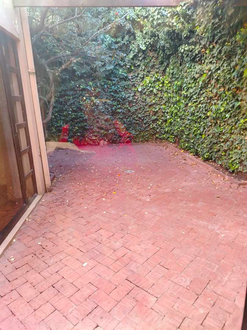 Casa <b>CASA DE 4 DORMITORIOS EN ALQUILER CALLE 10 DE CALACOTO</b> Foto 8