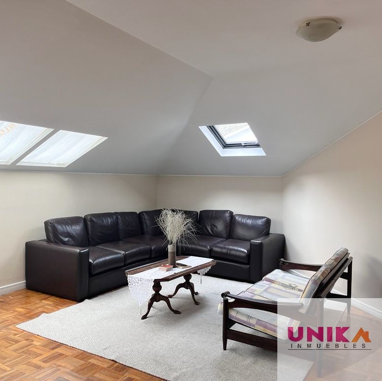 Casa en Venta🏡 HERMOSA CASA AMPLIA Y LLENA DE SOL EN VENTA, EN EL LUGAR MAS CÉNTRICO DE ACHUMANI 4 dormitorios 5 baños 4 parqueos Foto 9