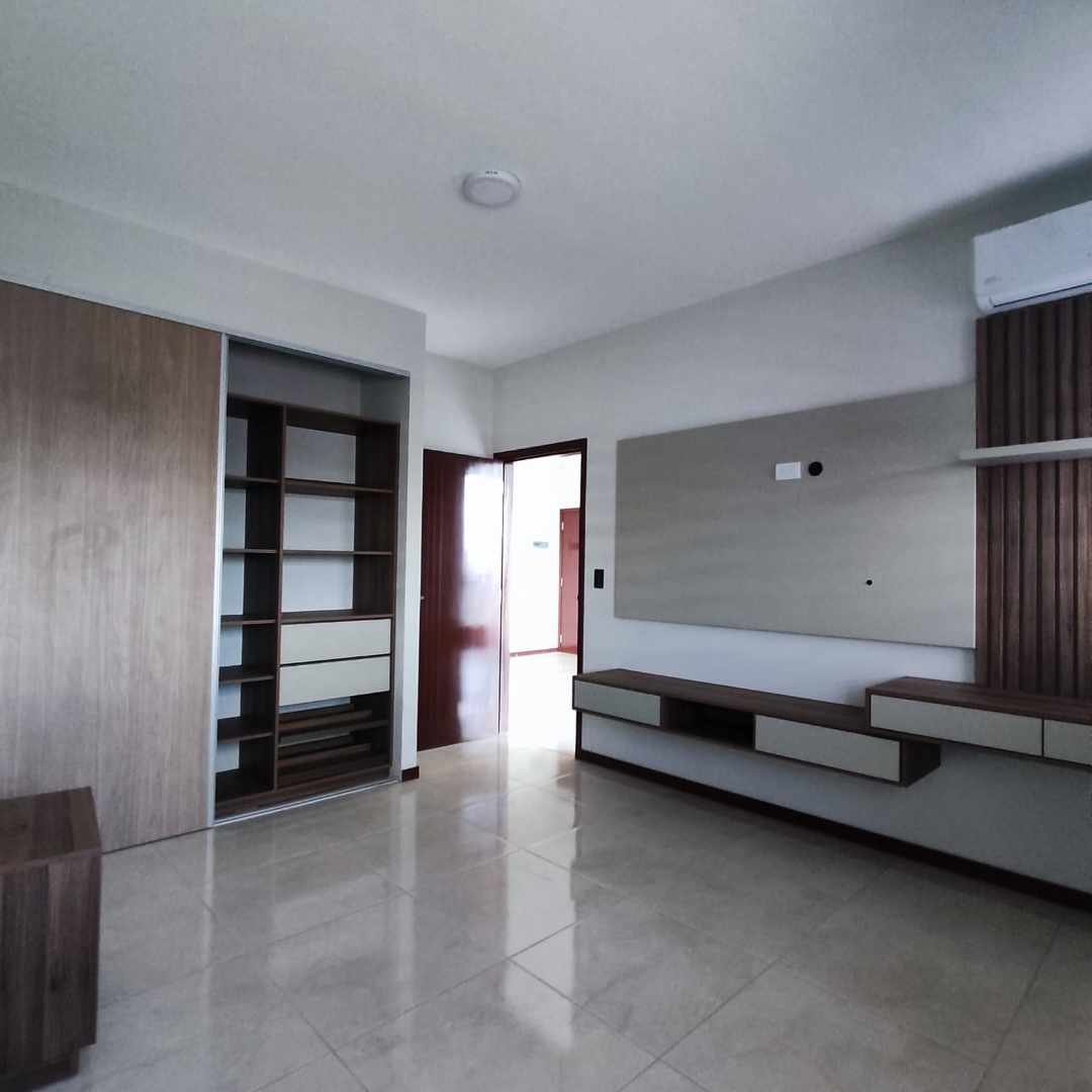 Departamento en AlquilerCerca Av Cañoto, Entre 1er y 2do Anillo, Santa Cruz - Bolivia  1 dormitorios 1 baños 1 parqueos Foto 7