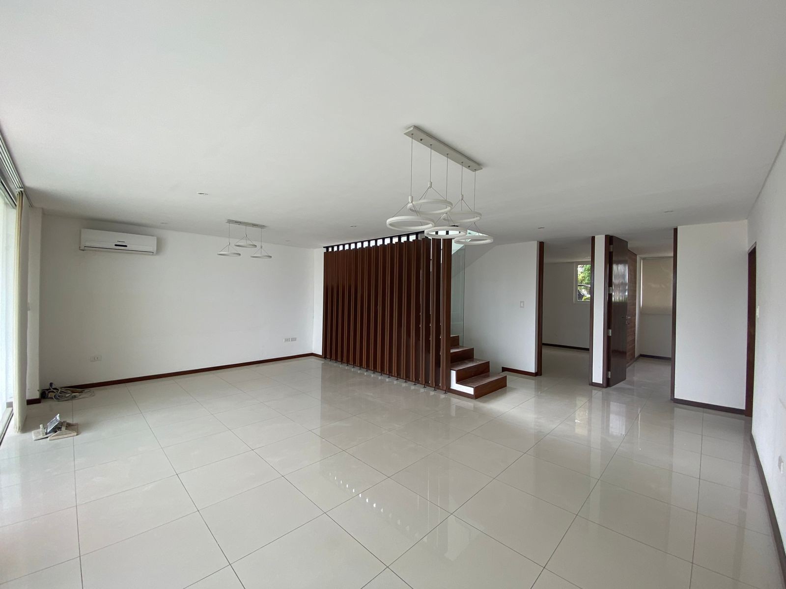 Casa en AlquilerCASA EN ALQUILER CONDOMINIO COSTA DORADA 4to ANILLO Y RADIAL 27 Foto 5