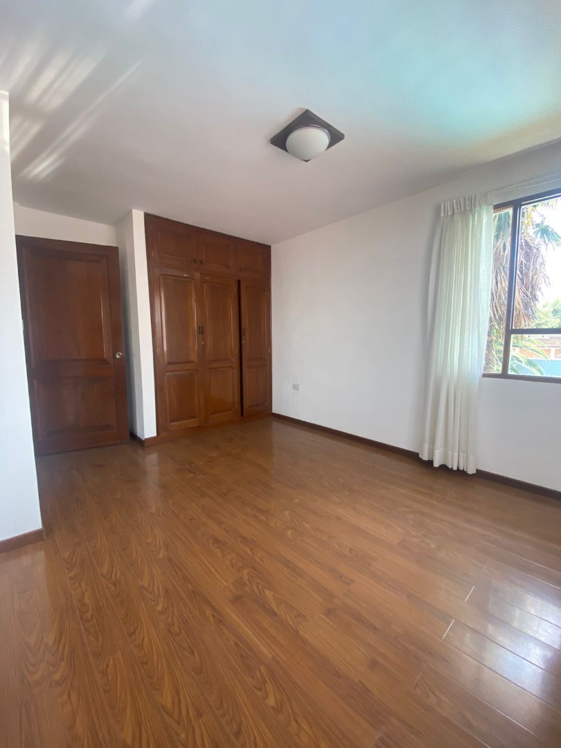 En Alquiler a Bs 15,000 Foto 9