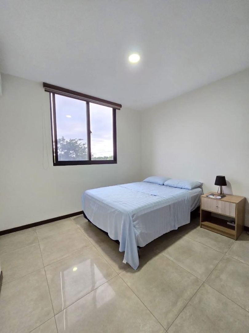 En Alquiler a Bs 4,500 Foto 3