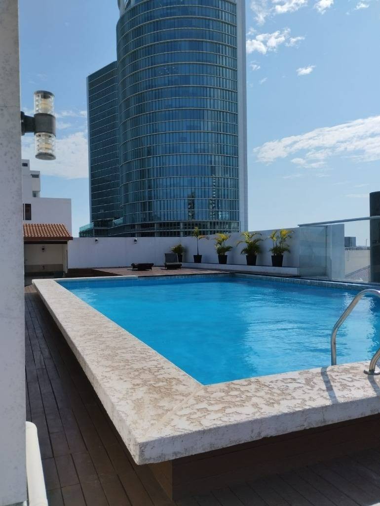 Departamento en Equipetrol en Santa Cruz de la Sierra 2 dormitorios 3 baños 1 parqueos Foto 12