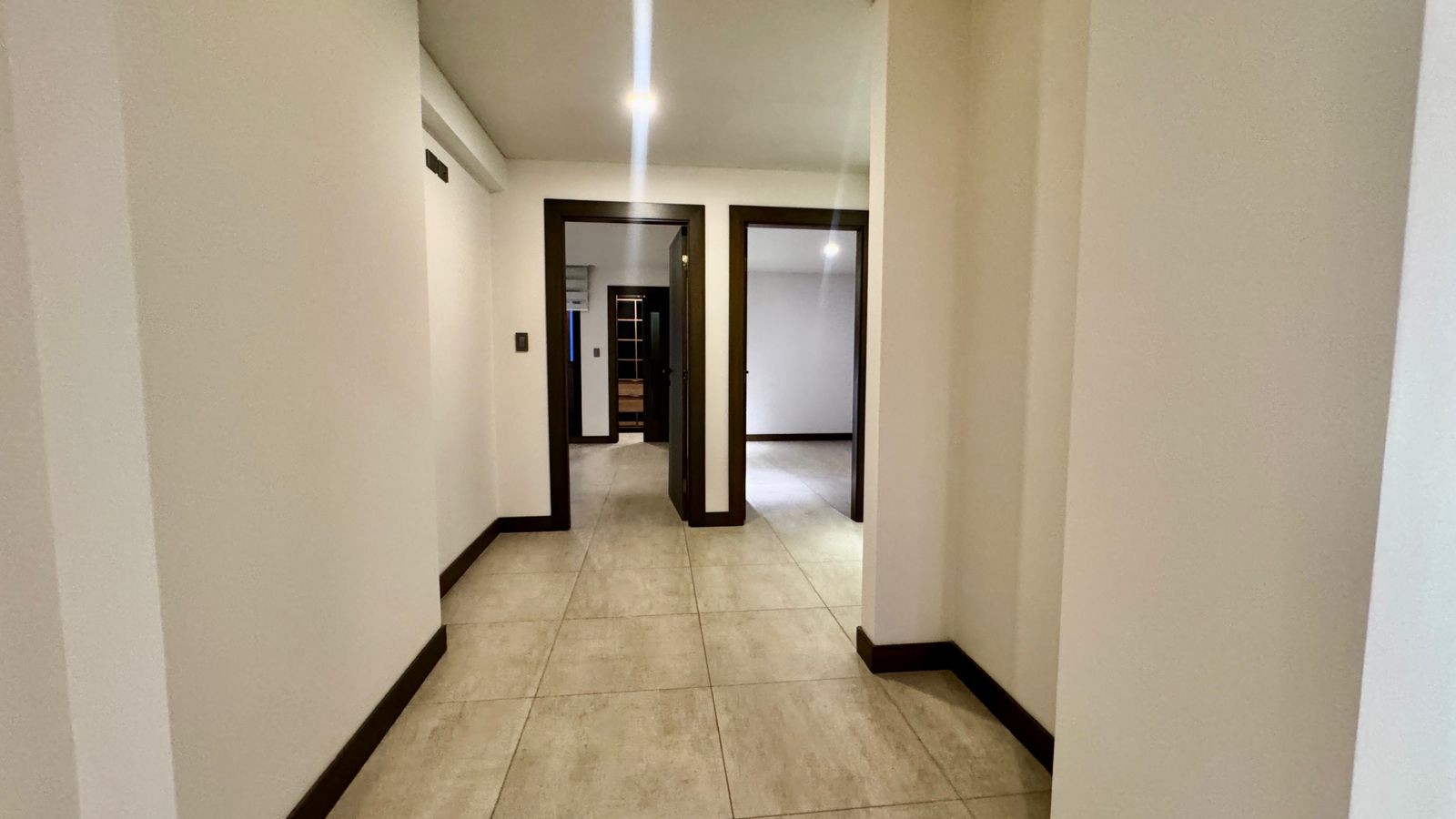 Departamento en Equipetrol en Santa Cruz de la Sierra 2 dormitorios 3 baños  Foto 10