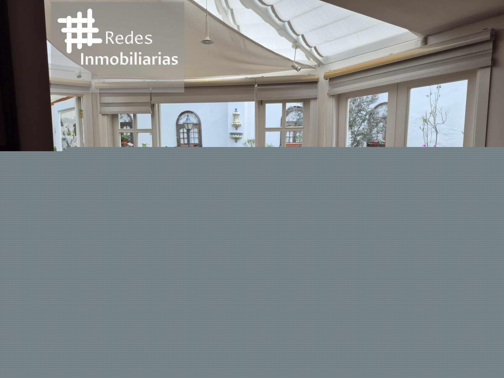 Casa en AlquilerPRECIOSA CASA EN ALQUILER EN ACHUMANI SUPER CENTRICA SEMI AMOBLADA   3 dormitorios 4 baños 2 parqueos Foto 39