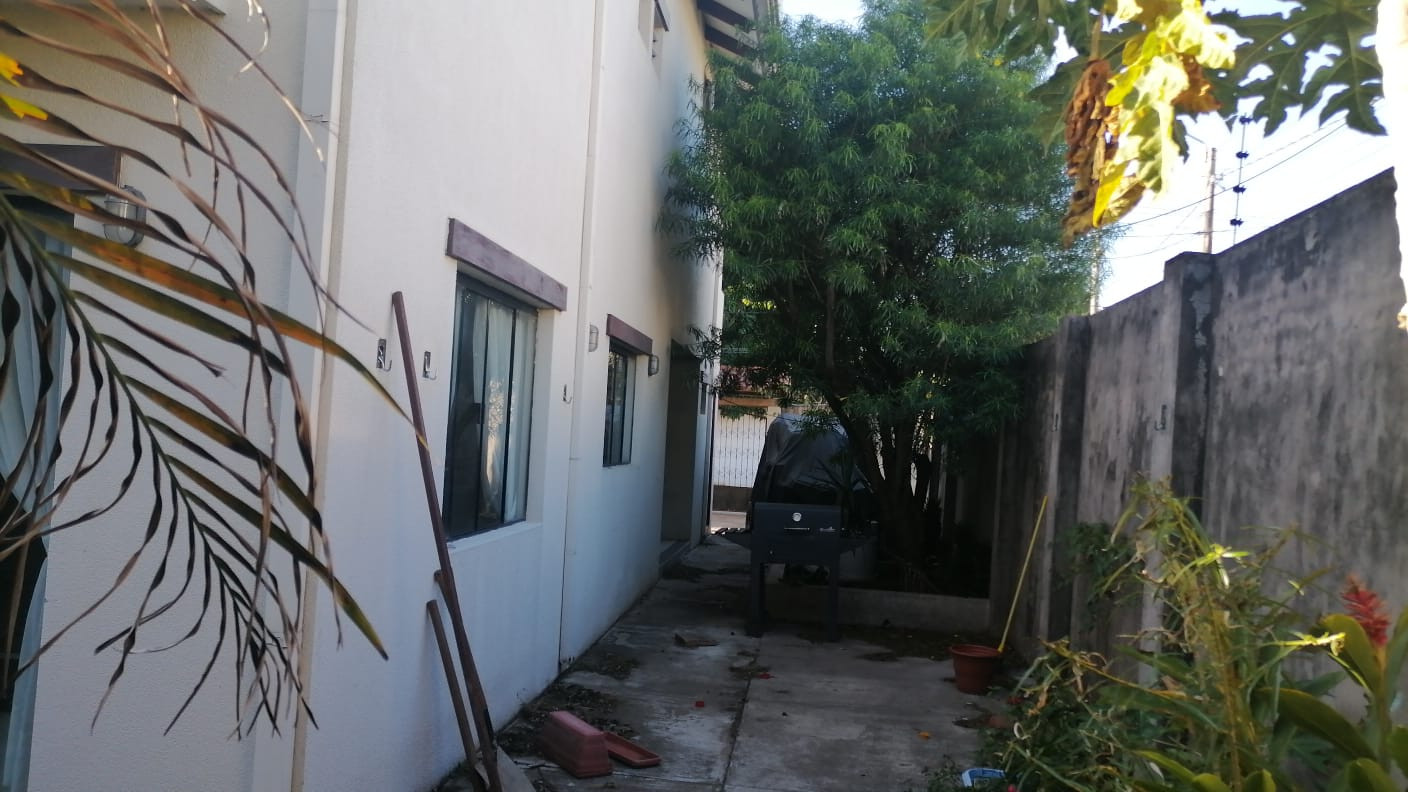 Casa en Entre 2do y 3er anillo Norte en Santa Cruz de la Sierra 3 dormitorios 3 baños 2 parqueos Foto 27