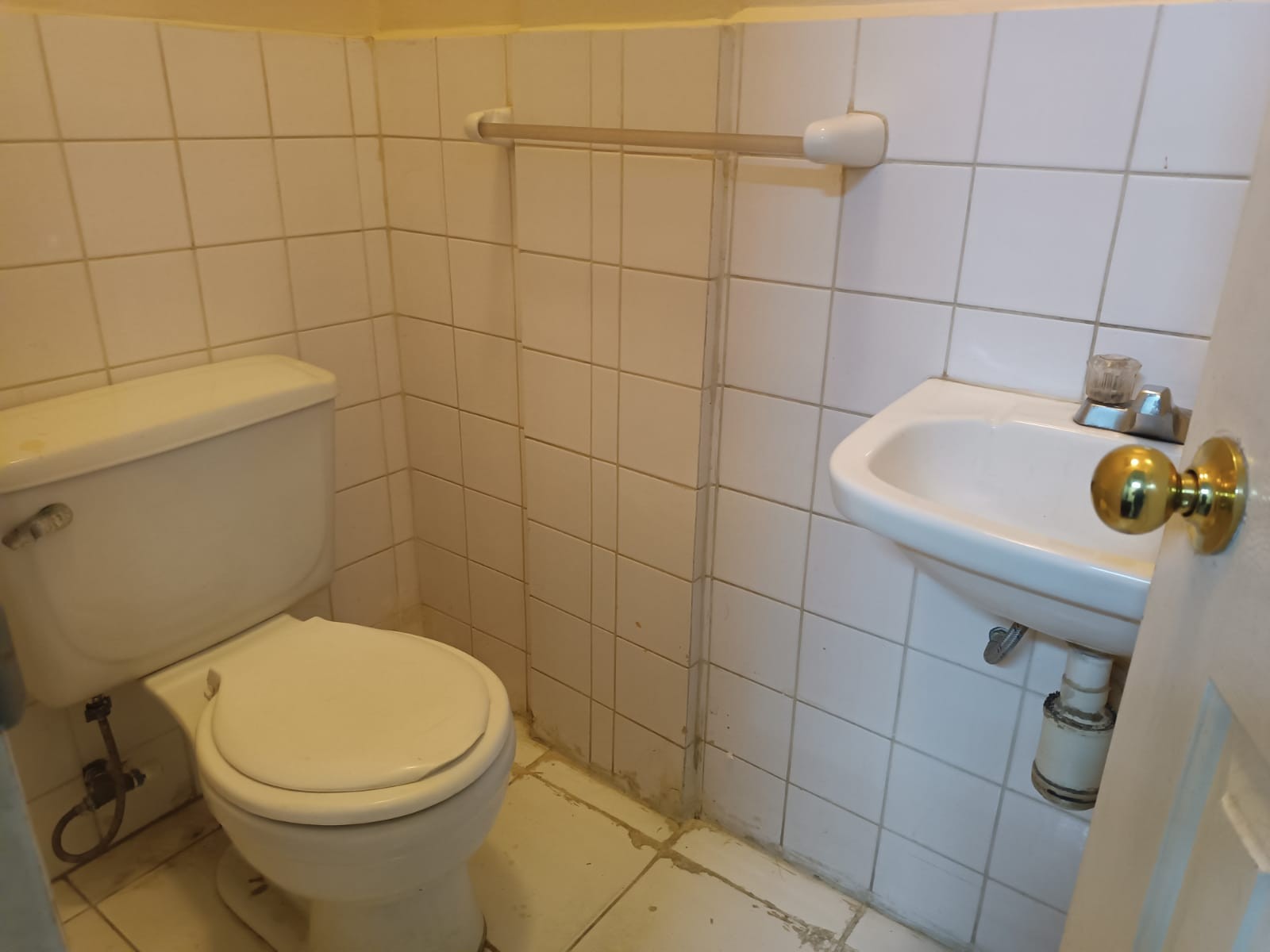 Oficina en AlquilerALQUILO HERMOSA OFICINA PLAZA AVAROA Foto 10