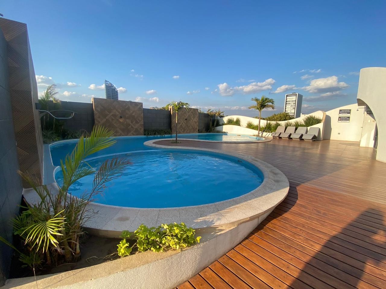 Departamento en Entre 2do y 3er anillo Norte en Santa Cruz de la Sierra 1 dormitorios 1 baños 1 parqueos Foto 14