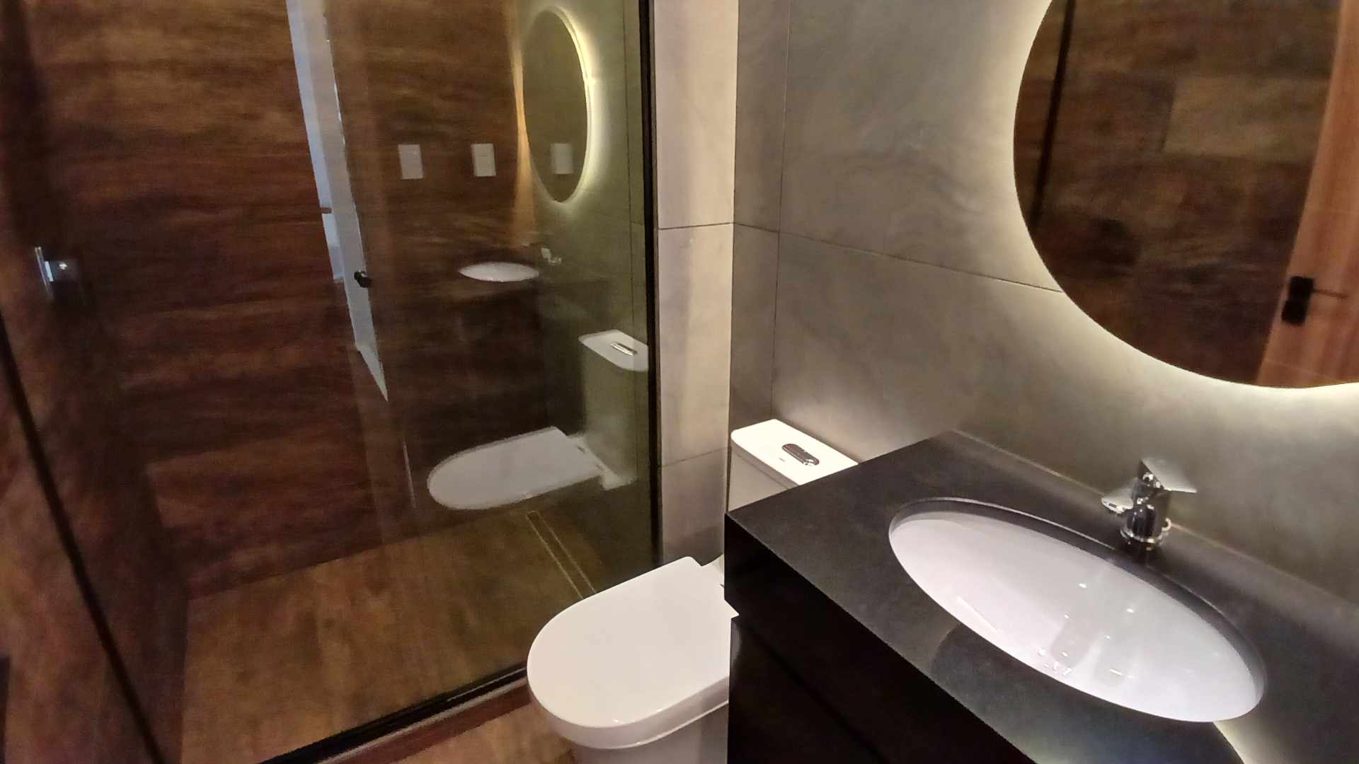 Departamento en Sirari en Santa Cruz de la Sierra 1 dormitorios 1 baños  Foto 11