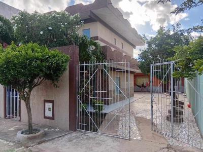 8ad771f75105c8e3d7e9b8557704270a6eb192