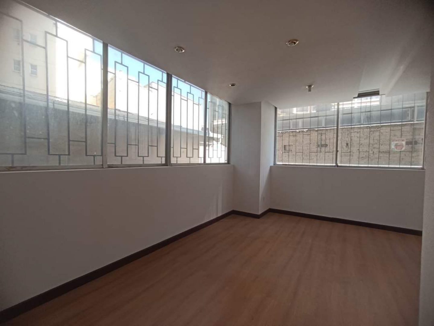 Oficina en VentaEl Prado  1 dormitorios 3 baños  Foto 16