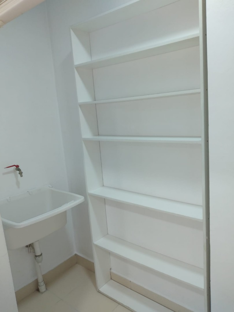 Departamento en VentaEntre Av. Santa Cruz y Gualberto Villaroel. Esquina Oscar Alfaro y Elena Rendon s/n  Foto 4