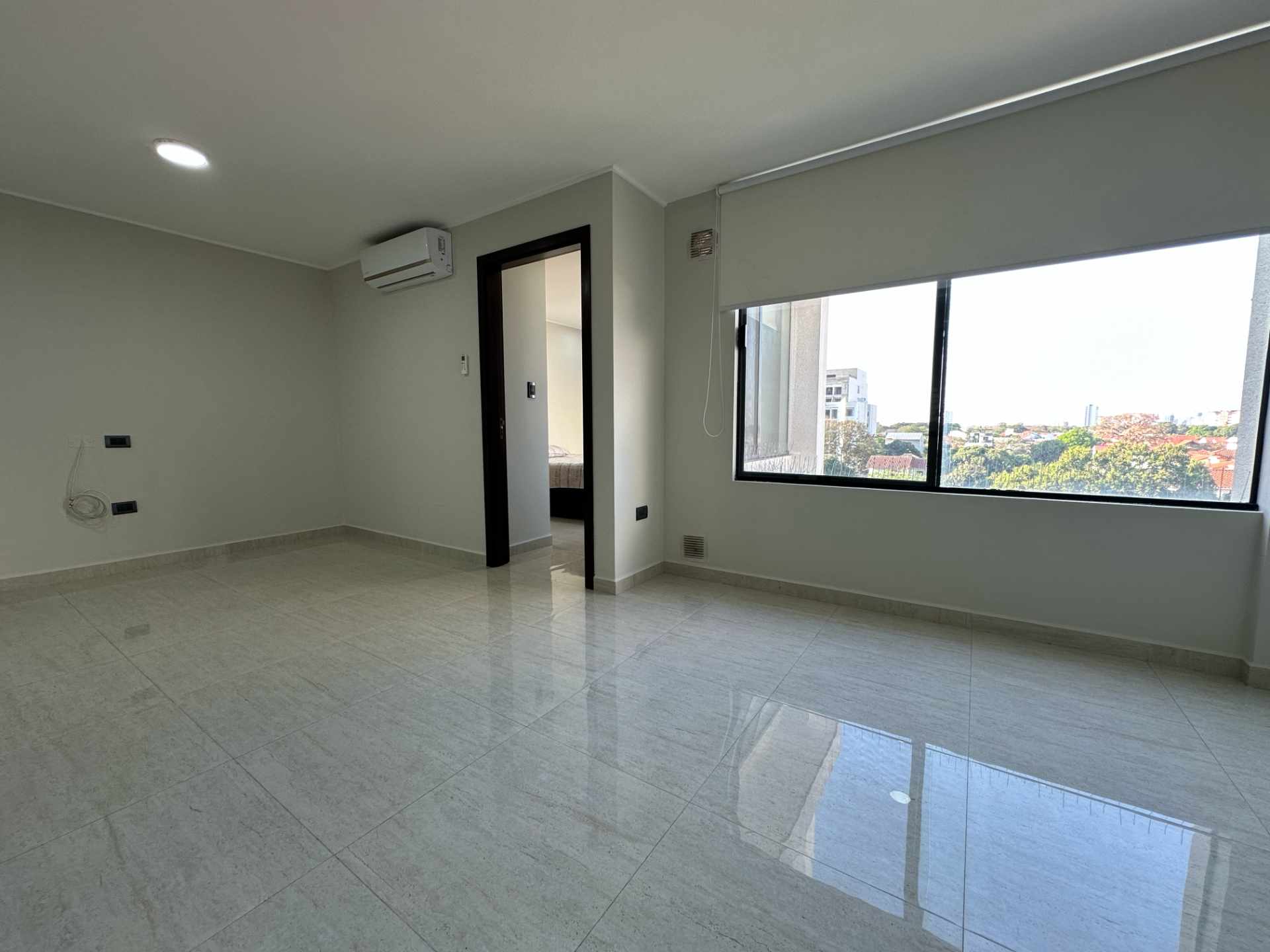 Departamento en Entre 4to y 5to anillo Norte en Santa Cruz de la Sierra 1 dormitorios 1 baños  Foto 13