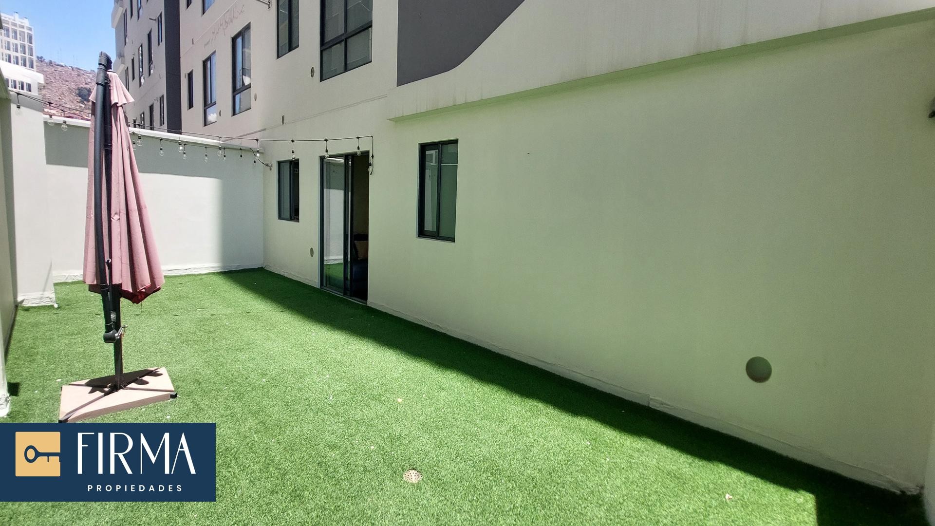 Departamento en San Jorge en La Paz 2 dormitorios 2 baños  Foto 7