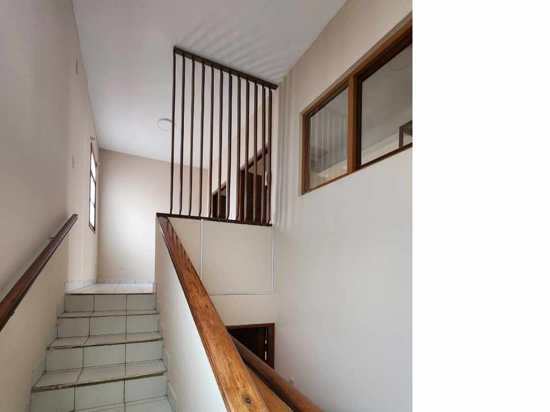 Edificio en VentaCalle Independencia Edificio en venta  3 dormitorios 4 baños  Foto 9