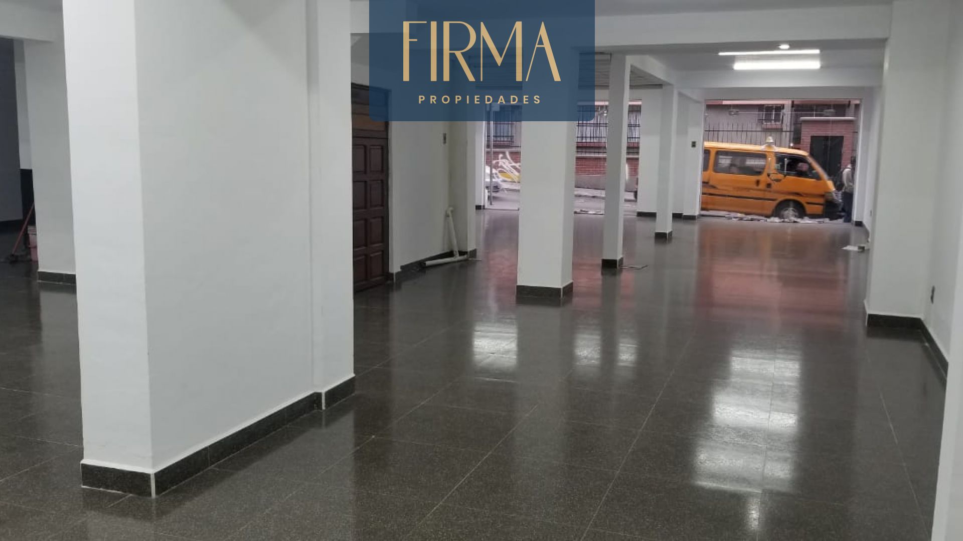 Local comercial en San Pedro en La Paz  2 baños  Foto 5