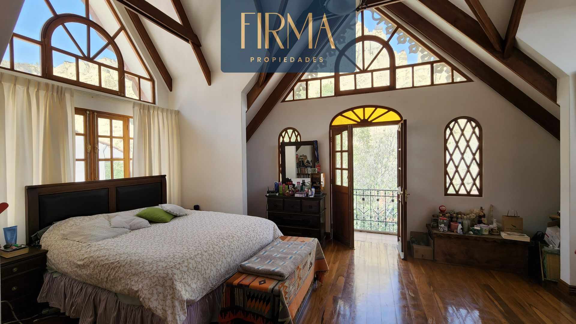 Casa en VentaCASA EN VENTA, ACHUMANI, COND, PRIVADO 5 dormitorios 5 baños 2 parqueos Foto 26