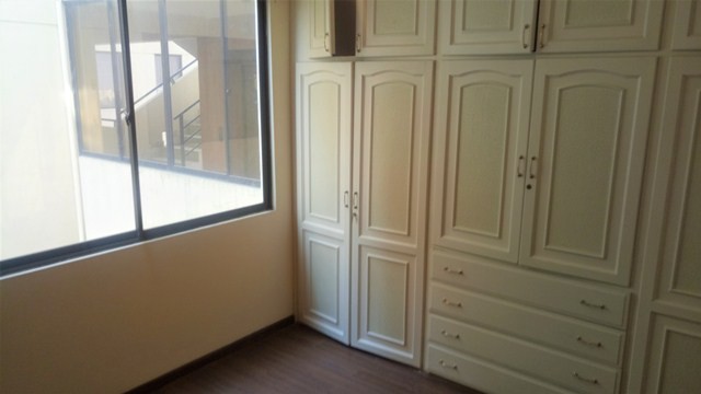 Departamento en Aranjuez en Cochabamba 3 dormitorios 4 baños 1 parqueos Foto 7