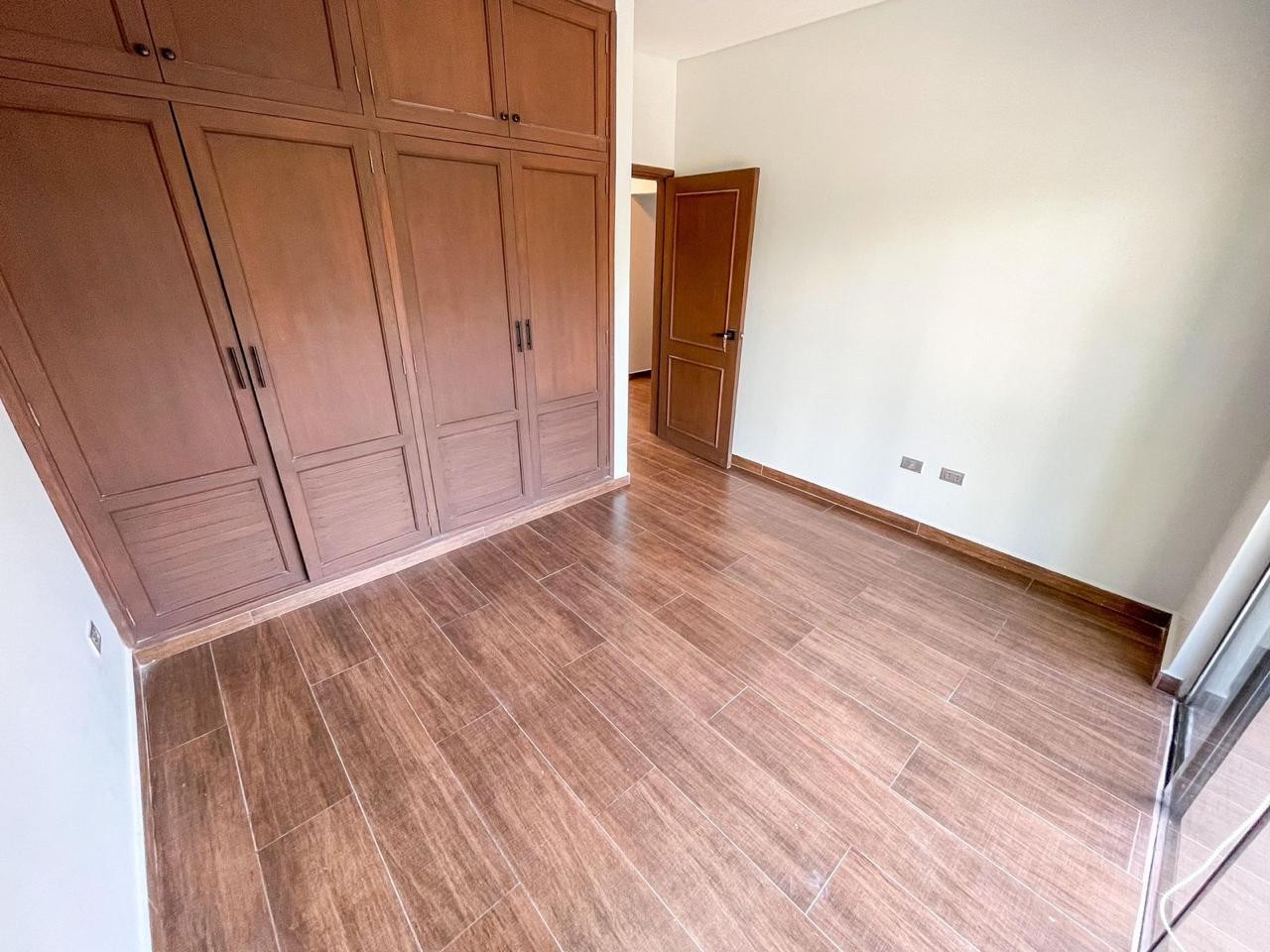 En Venta a $us 330,000 Foto 15