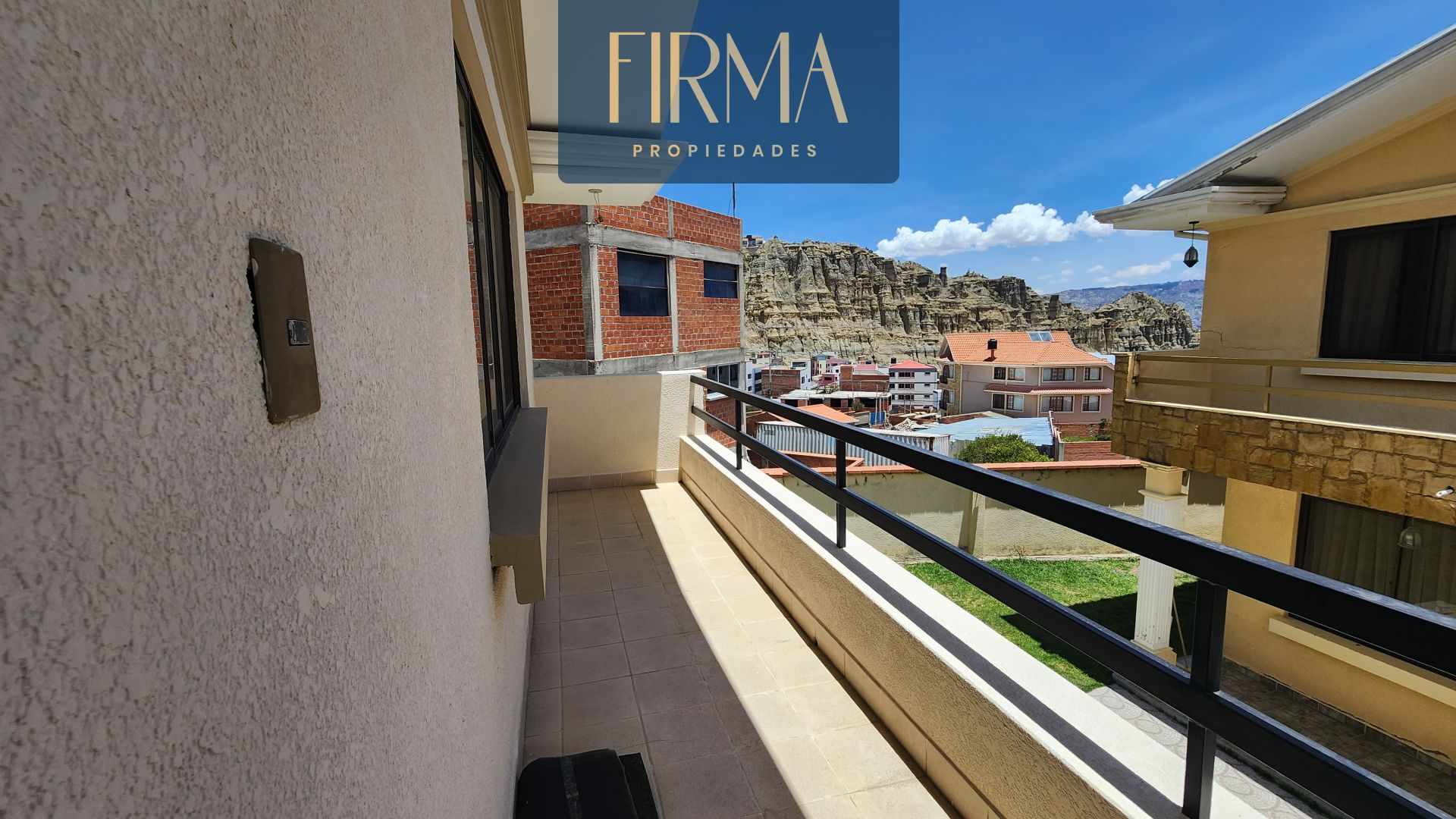 Casa ALQUILA ESTA CASA EN CONDOMINIO PRIVADO, ACHUMANI Foto 3