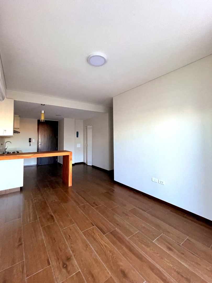 Departamento en Entre 2do y 3er anillo Norte en Santa Cruz de la Sierra 2 dormitorios 2 baños 1 parqueos Foto 18