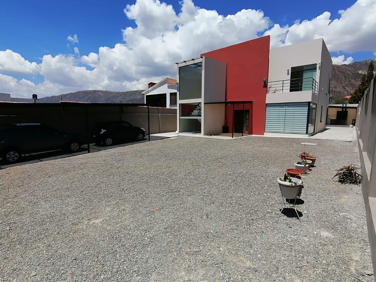 Casa en Río Abajo en La Paz 3 dormitorios 3 baños 3 parqueos Foto 1