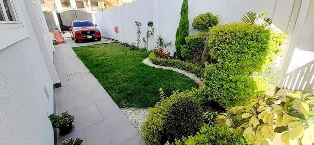 Casa en Sacaba en Cochabamba 3 dormitorios 3 baños 2 parqueos Foto 2