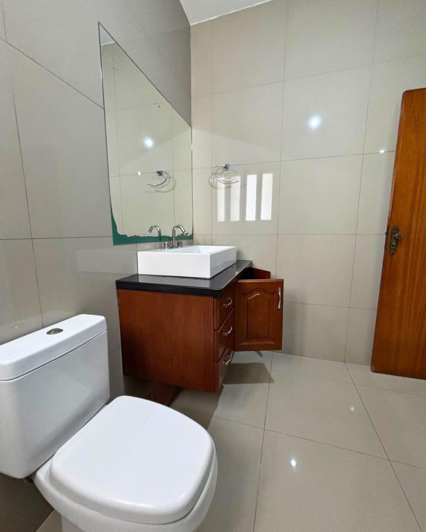 Casa Av. Ana Barba 277 (entre 1er y 2do anillo)  Foto 5