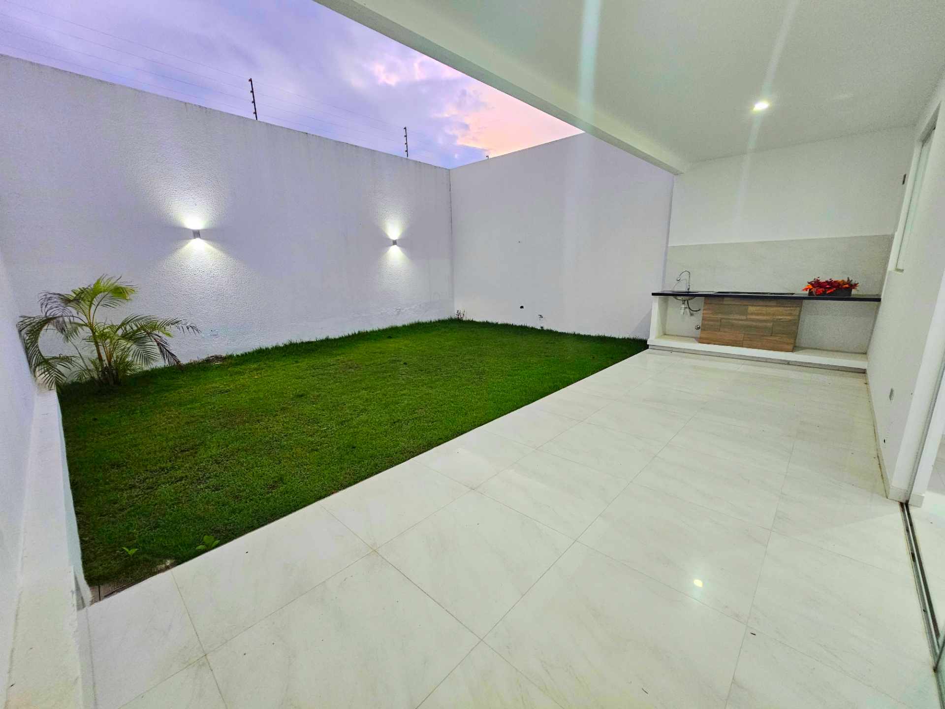 Casa en Urubó en Santa Cruz de la Sierra 3 dormitorios 4 baños 2 parqueos Foto 24