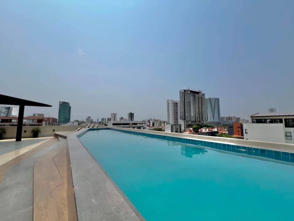 Departamento en AlquilerBarrio sirari a una cuadra del cuarto anillo 2 dormitorios 2 baños  Foto 6