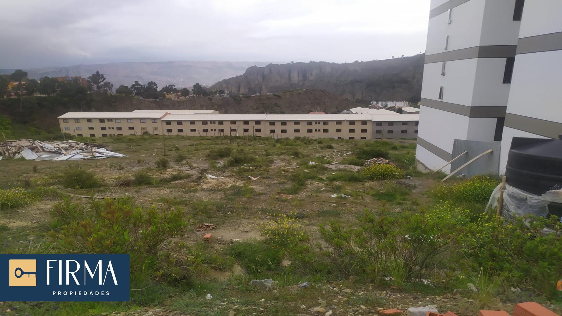 Terreno en Achumani en La Paz    Foto 3